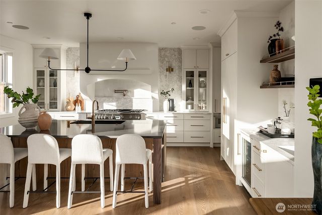 5117 107th Lane NE, Kirkland, WA 98033