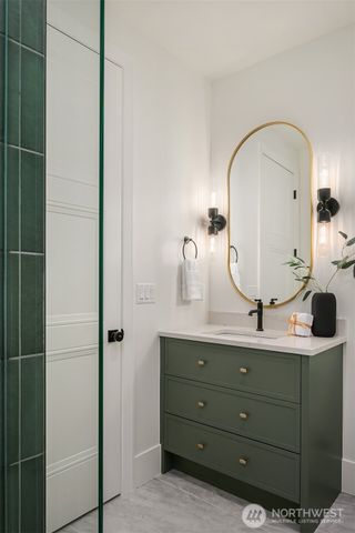 5117 107th Lane NE, Kirkland, WA 98033