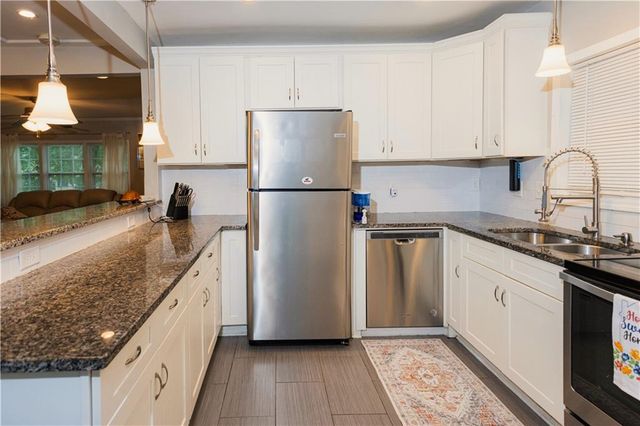 2218 Second Avenue, Decatur, GA 30032