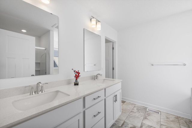 5345 Chapin Lane, Woodbury, MN 55129