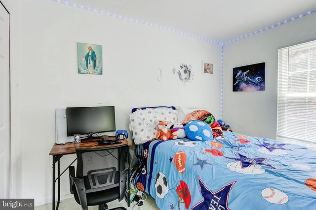 4891 SALTWATER DR, Dumfries, VA 22025