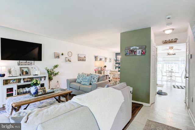 4891 SALTWATER DR, Dumfries, VA 22025