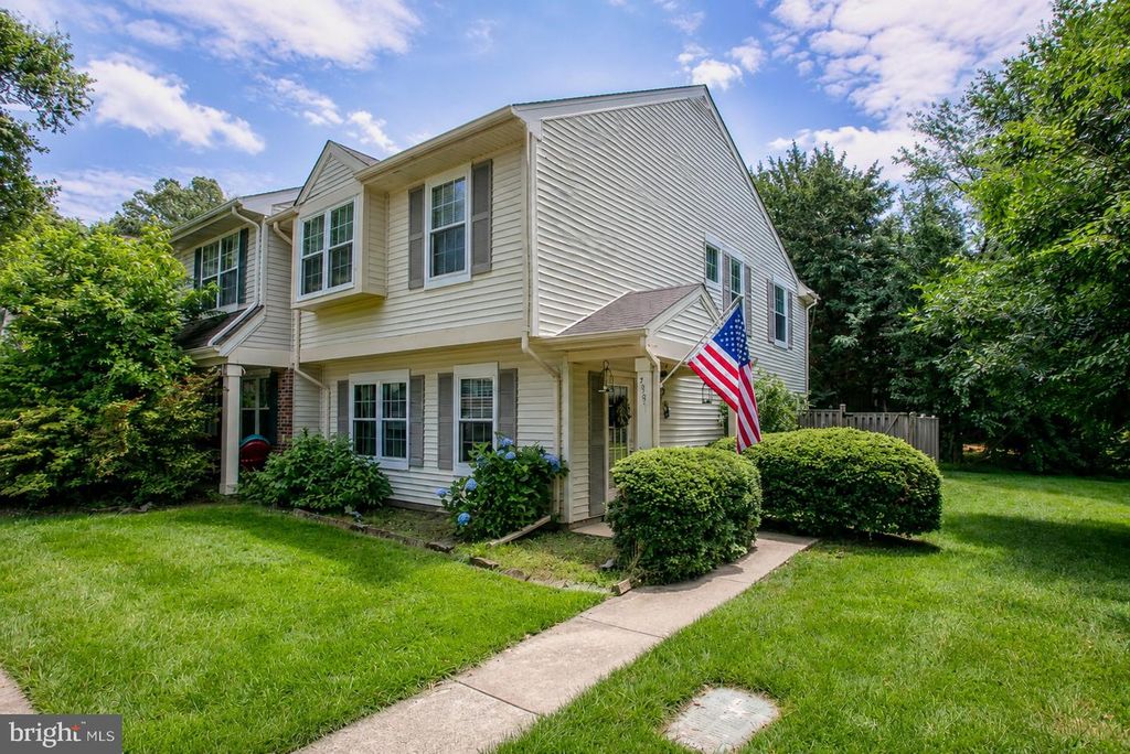 4891 SALTWATER DR, Dumfries, VA 22025