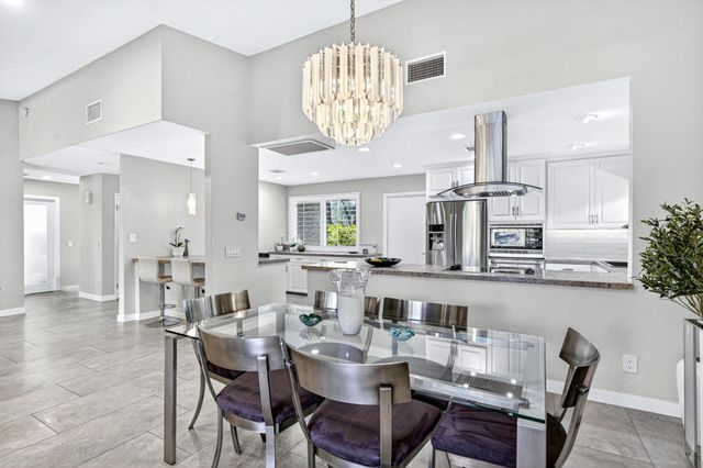 28 Kevin Lee Lane, Rancho Mirage, CA 92270