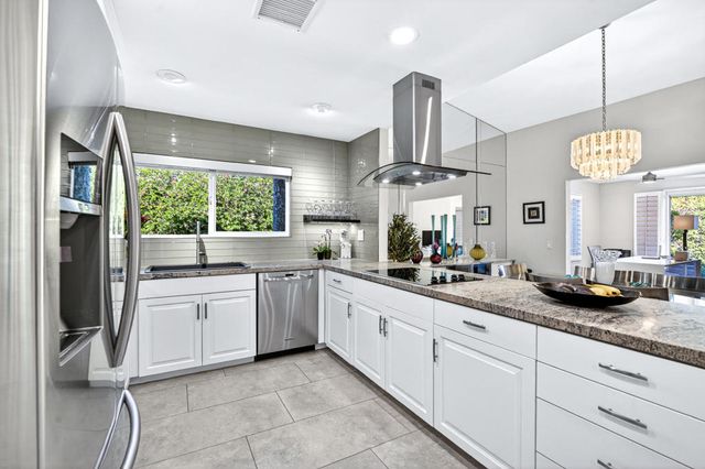 28 Kevin Lee Lane, Rancho Mirage, CA 92270