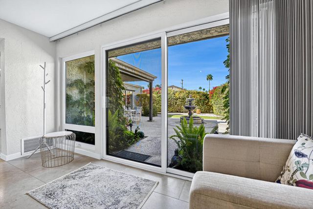 28 Kevin Lee Lane, Rancho Mirage, CA 92270