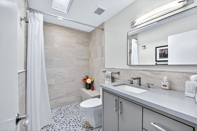 28 Kevin Lee Lane, Rancho Mirage, CA 92270