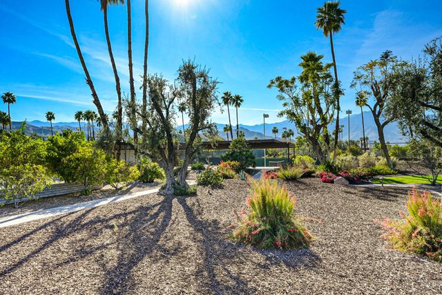 28 Kevin Lee Lane, Rancho Mirage, CA 92270