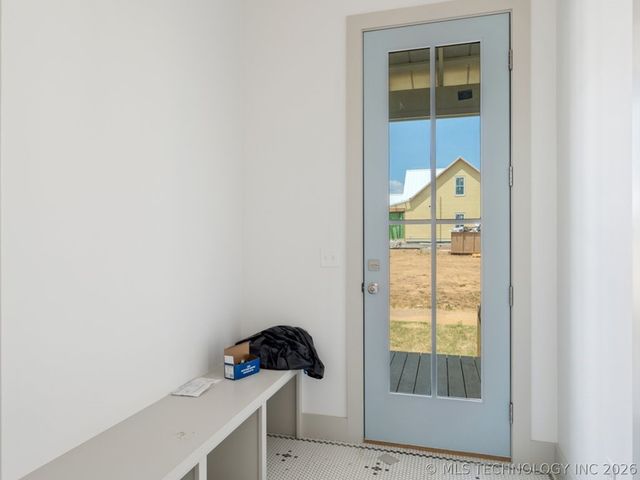 38 Hill Street A, Carlton Landing, OK 74432