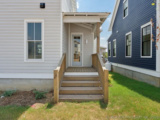 38 Hill Street A, Carlton Landing, OK 74432