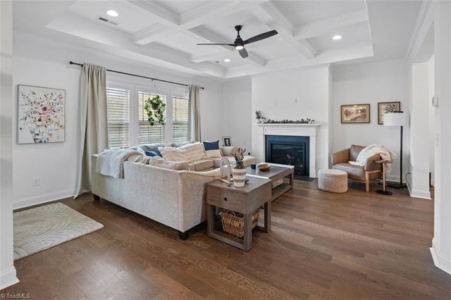 317 Grandworth Way, King, NC 27021
