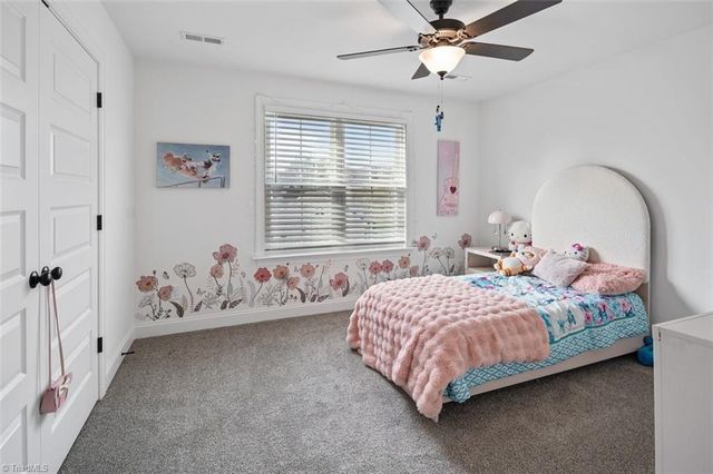 317 Grandworth Way, King, NC 27021