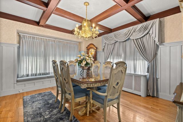 32 Sagamore Ave, Medford, MA 02155