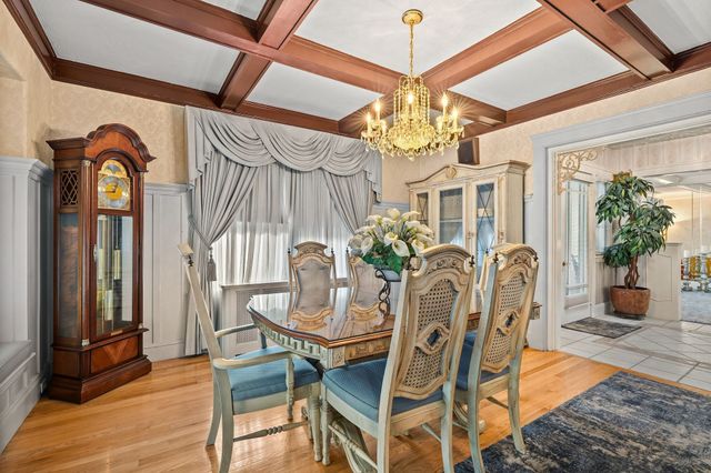 32 Sagamore Ave, Medford, MA 02155