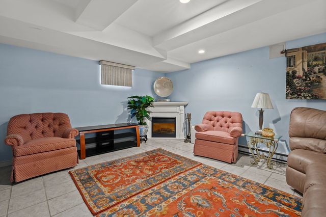 32 Sagamore Ave, Medford, MA 02155