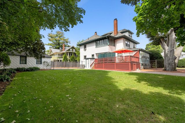 32 Sagamore Ave, Medford, MA 02155
