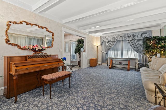 32 Sagamore Ave, Medford, MA 02155