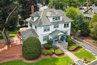32 Sagamore Ave, Medford, MA 02155