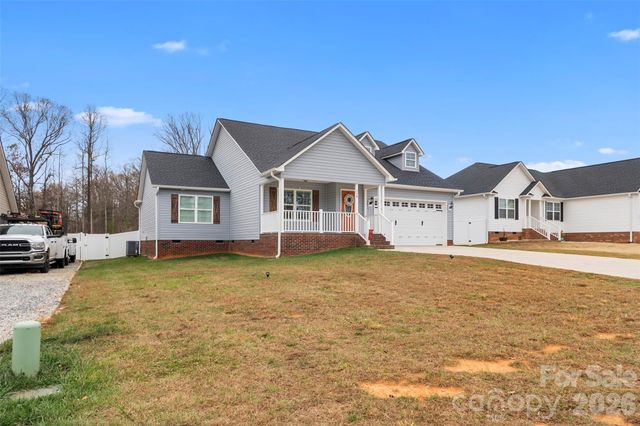 114 Brooke Ridge Drive, Thomasville, NC 27360