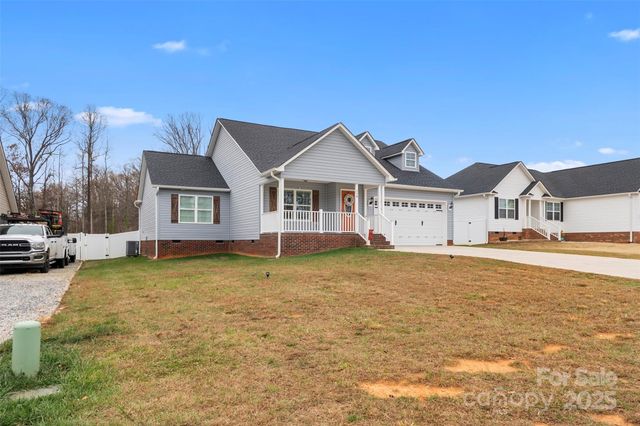 114 Brooke Ridge Drive, Thomasville, NC 27360