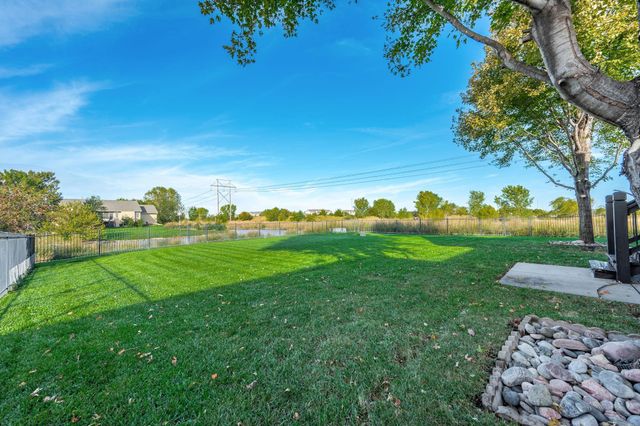 3335 N Flat Creek Cir, Wichita, KS 67205