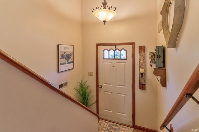 1210 Char Lee Drive, Evansville, IN 47712