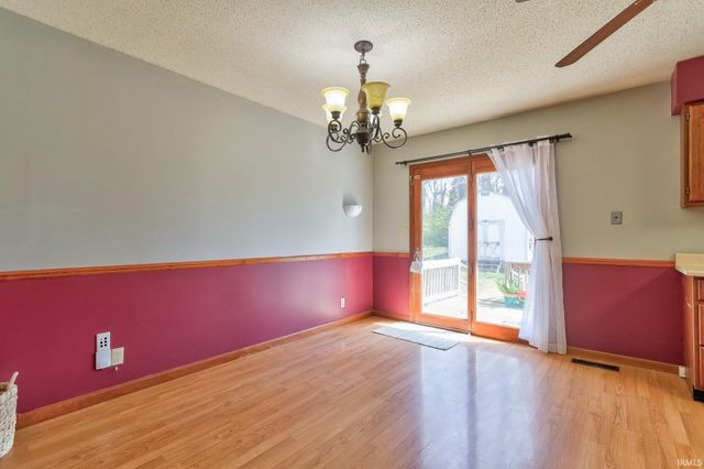 1210 Char Lee Drive, Evansville, IN 47712