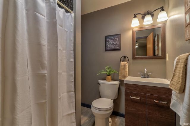 1210 Char Lee Drive, Evansville, IN 47712