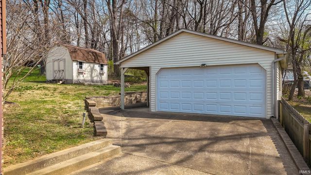 1210 Char Lee Drive, Evansville, IN 47712