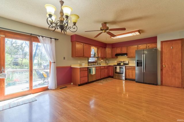 1210 Char Lee Drive, Evansville, IN 47712