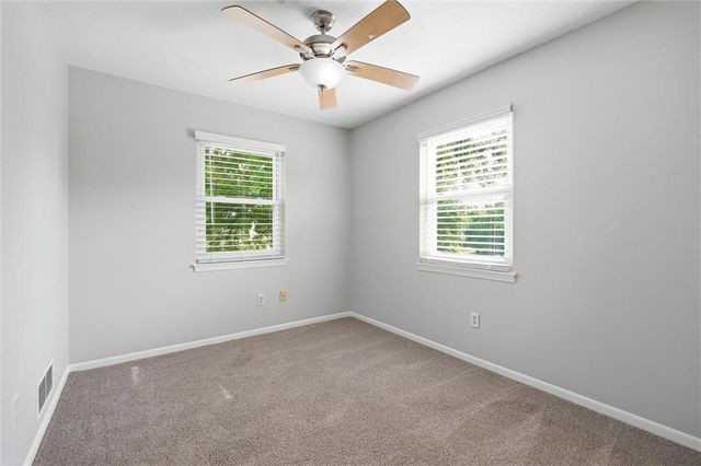 10583 Long Street, Lenexa, KS 66215