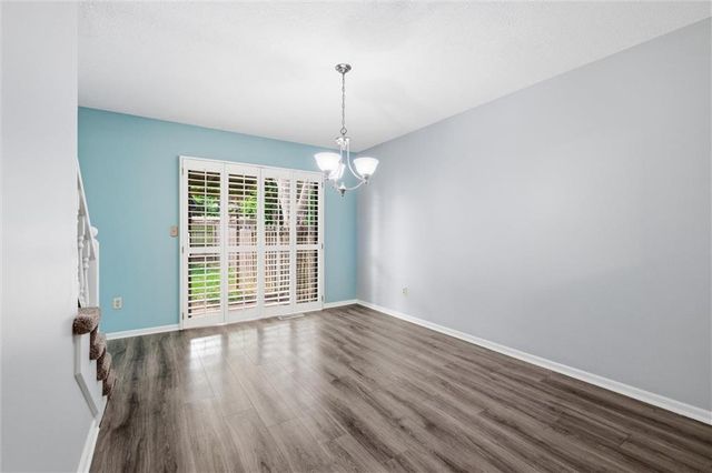 10583 Long Street, Lenexa, KS 66215
