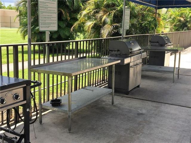 2726 NW 104th Avenue 401, Sunrise, FL 33322