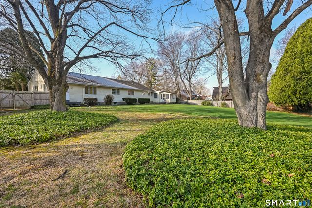 17 Glover Avenue, Newtown, CT 06470