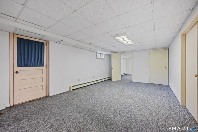 17 Glover Avenue, Newtown, CT 06470