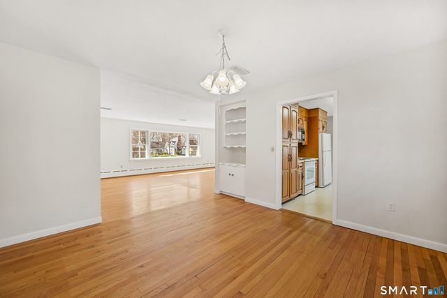 17 Glover Avenue, Newtown, CT 06470