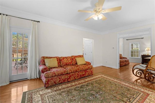 9399 Cresent Ct, Douglasville, GA 30135