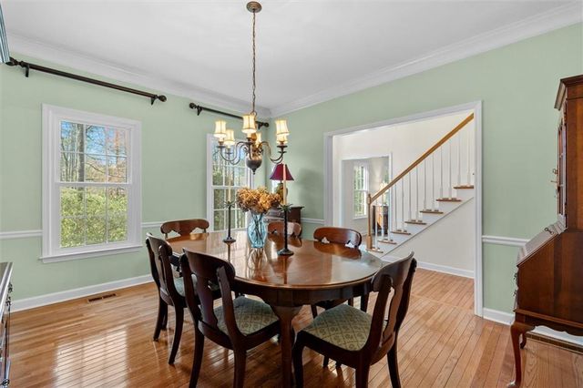 9399 Cresent Ct, Douglasville, GA 30135