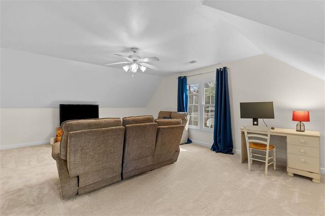 9399 Cresent Ct, Douglasville, GA 30135