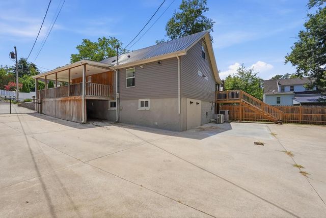 514 E 1st St, Cookeville, TN 38501