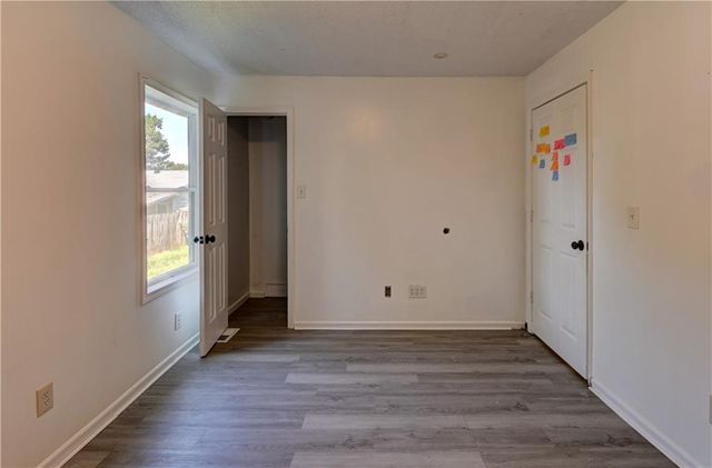 4521 NE 45th Street, Kansas City, MO 64117