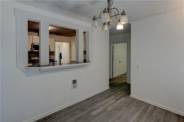 4521 NE 45th Street, Kansas City, MO 64117
