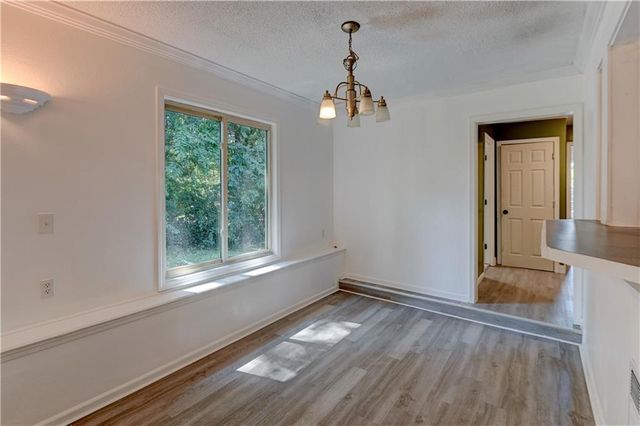 4521 NE 45th Street, Kansas City, MO 64117
