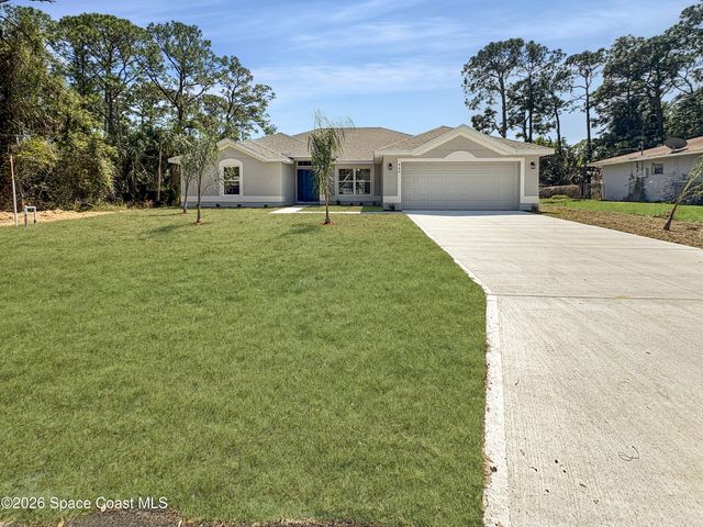 460 Wellwood Street SW, Palm Bay, FL 32908