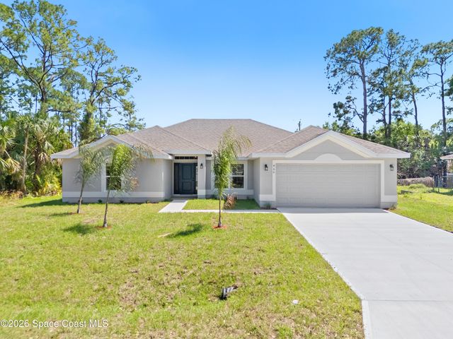 460 Wellwood Street SW, Palm Bay, FL 32908