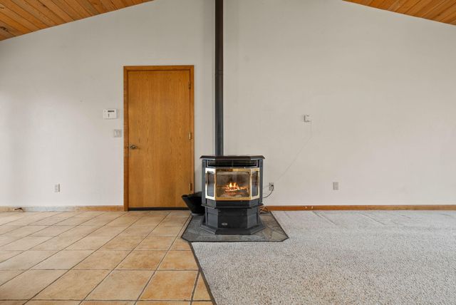 5745 NW Homestead Way, Redmond, OR 97756