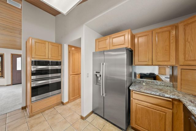 5745 NW Homestead Way, Redmond, OR 97756