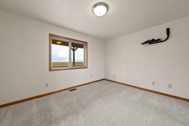 5745 NW Homestead Way, Redmond, OR 97756