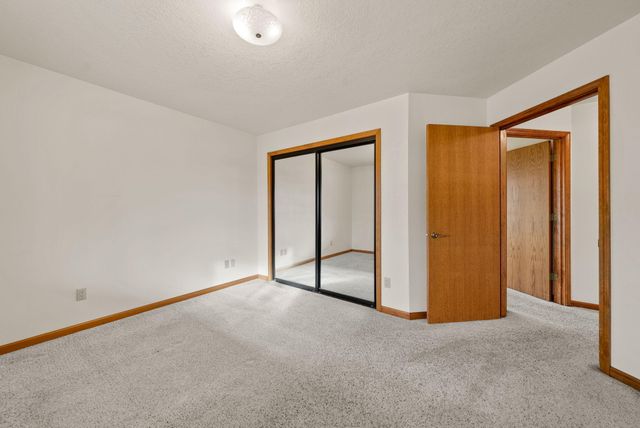 5745 NW Homestead Way, Redmond, OR 97756