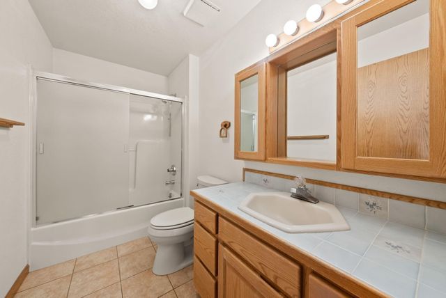 5745 NW Homestead Way, Redmond, OR 97756